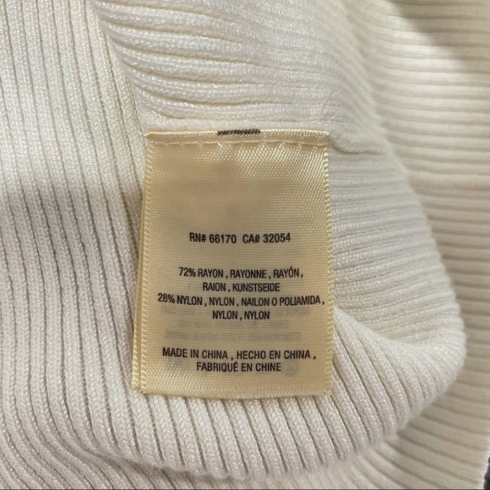 NEW! ANTHROPOLOGIE MOTH Ribbed Bell Sleeve Turtleneck Sweater in CREAM (S) - Picture 10 of 10